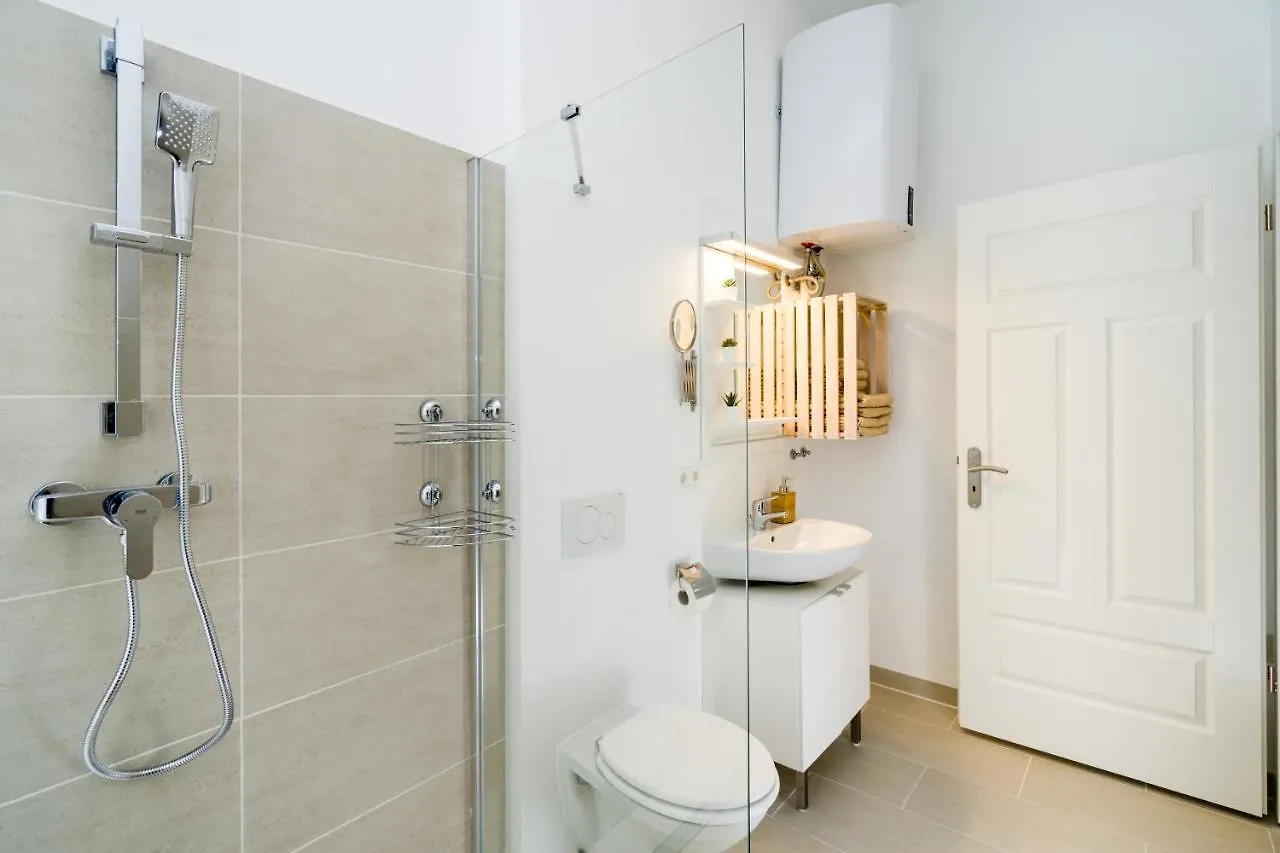 Apartament The Lohmeyerstr Hh, 2 Bed Rooms Up To 5 People Berlin Niemcy